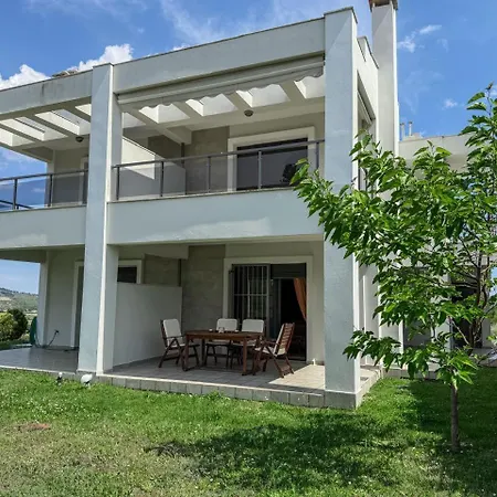 Σπίτι διακοπών Evelina Elegant Summer House With Sea View Shared Pool